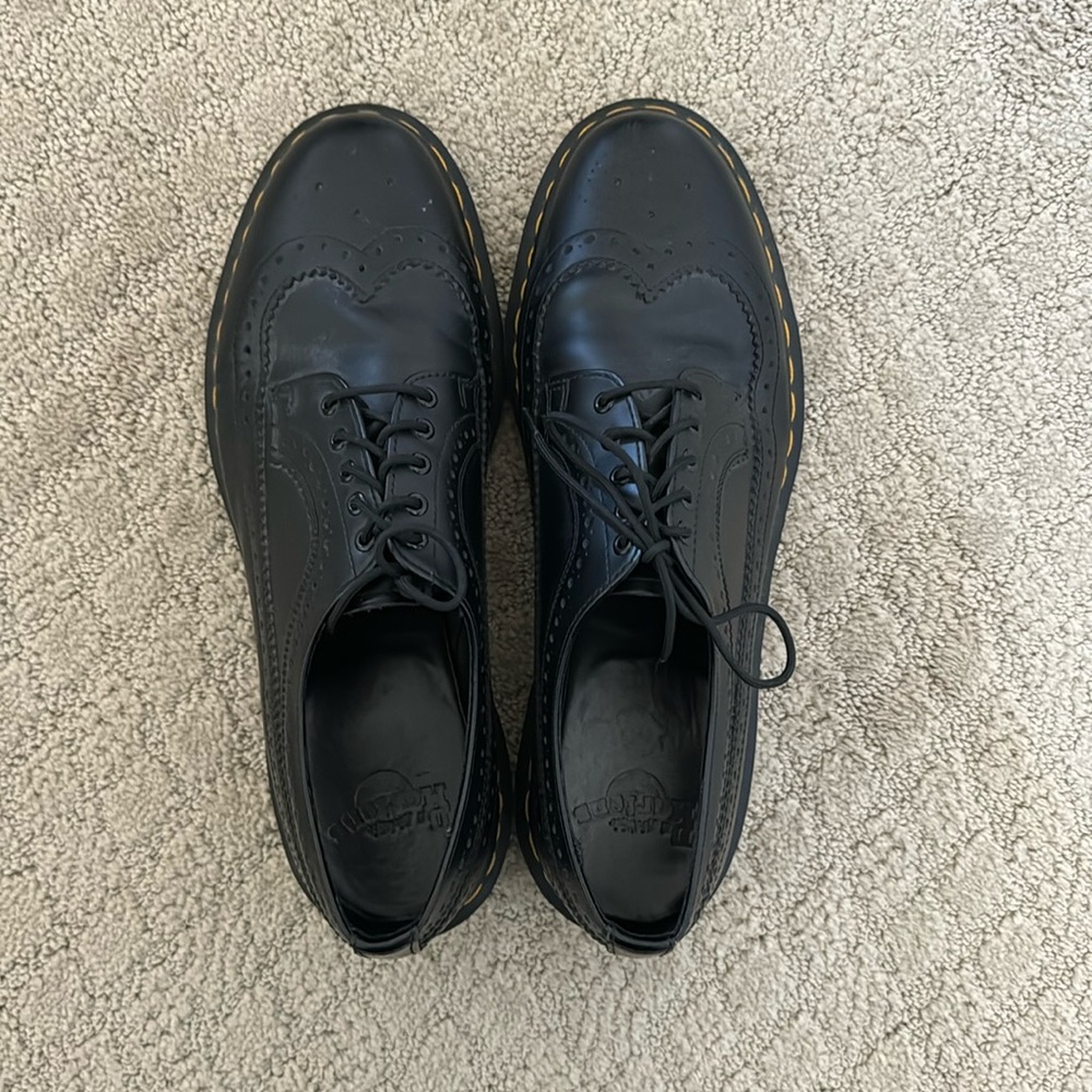 3989 YELLOW STITCH SMOOTH LEATHER BROGUE SHOES